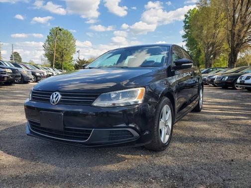 Black Uni 2013 Volkswagen Jetta TDI