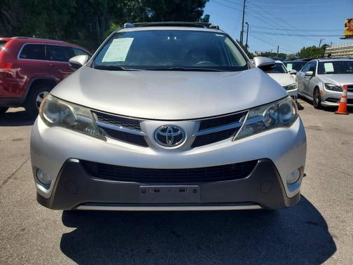 Classic Silver Metallic 2013 Toyota RAV4 XLE