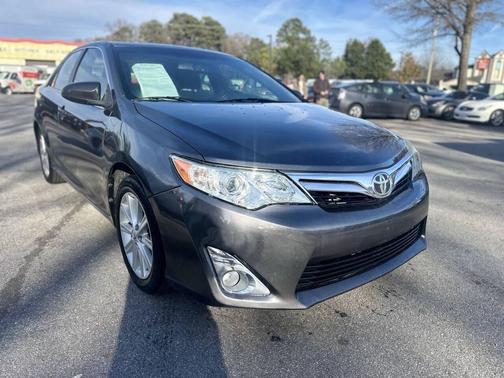 2014 Toyota Camry XLE