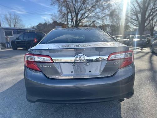 2014 Toyota Camry XLE