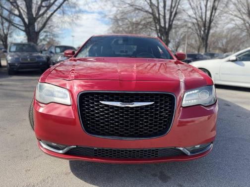 2017 Chrysler 300 S