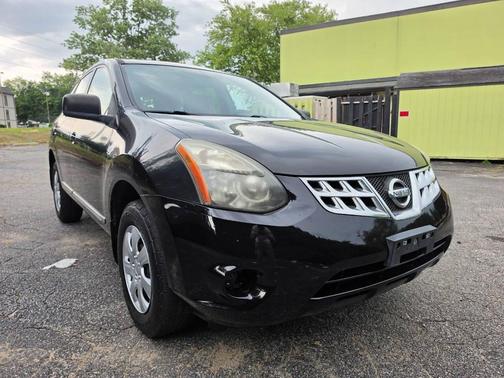 Black 2014 Nissan Rogue Select S