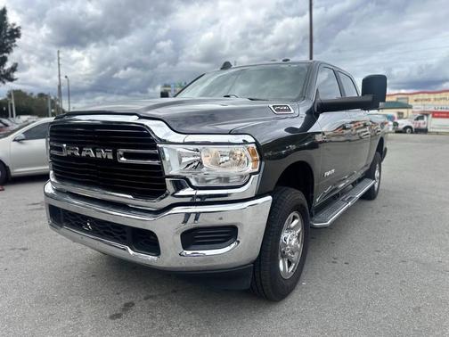 2019 RAM 2500 Big Horn Crew Cab 4x4 6'4' Box