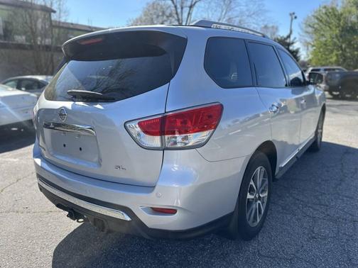 2013 Nissan Pathfinder SL