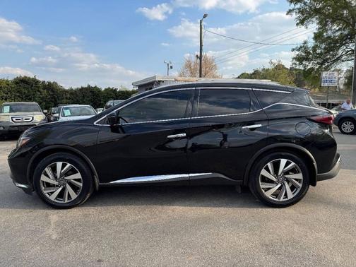Magnetic Black Pearl 2019 Nissan Murano SL