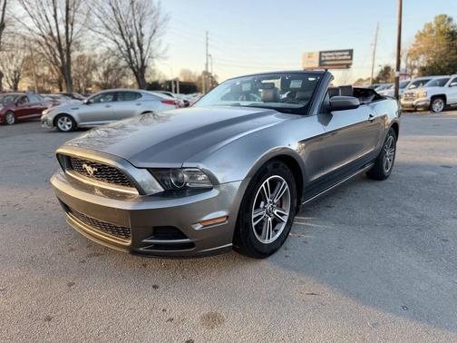 2013 Ford Mustang V6