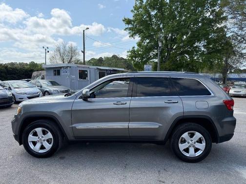 Gray 2013 Jeep Grand Cherokee Laredo