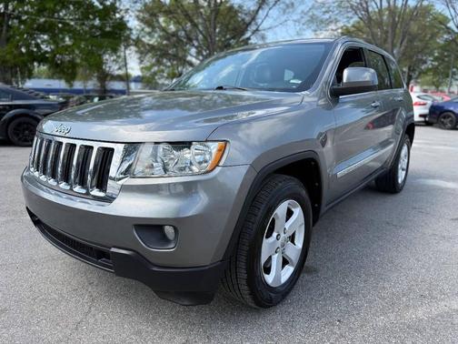 Gray 2013 Jeep Grand Cherokee Laredo