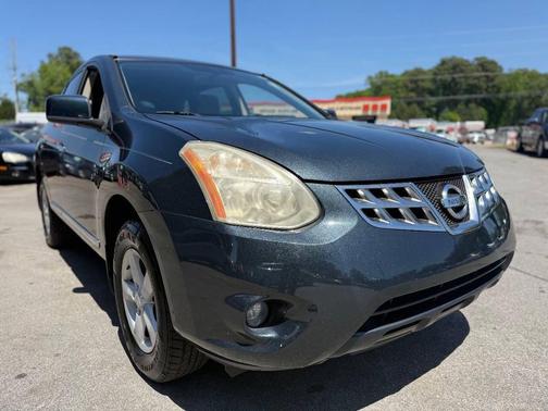 Green 2013 Nissan Rogue S