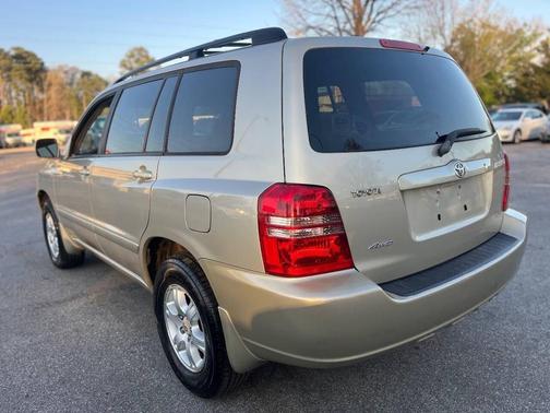 2001 Toyota Highlander Base