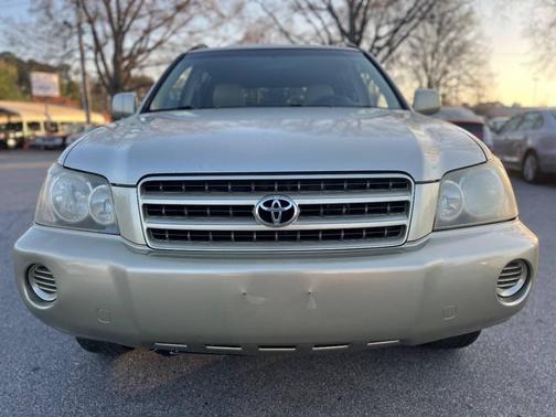 2001 Toyota Highlander Base