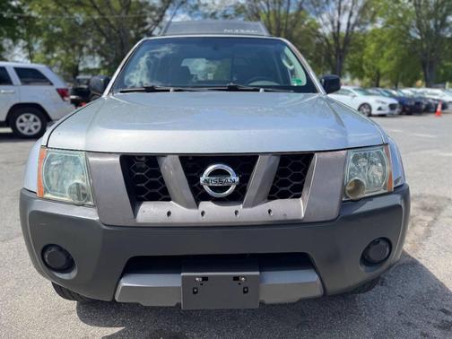 Silver Lightning Clearcoat Metallic 2005 Nissan Xterra S