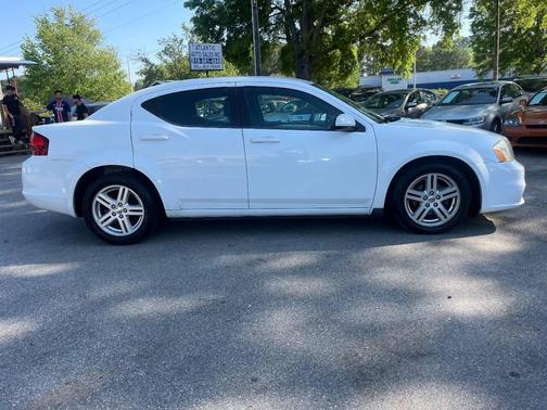 2012 Dodge Avenger SXT