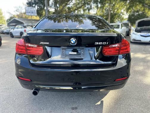 2015 BMW 320 i