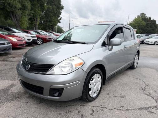 Magnetic Gray 2010 Nissan Versa 1.8 S