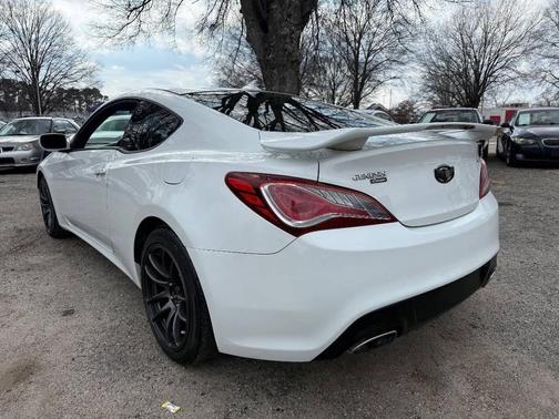 2013 Hyundai Genesis Coupe 2.0T Premium