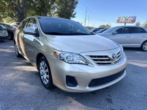 2013 Toyota Corolla LE