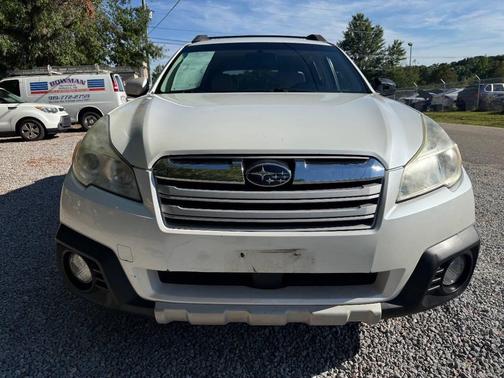 Satin White Pearl 2013 Subaru Outback 2.5i Limited