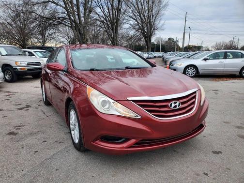 2012 Hyundai SONATA GLS