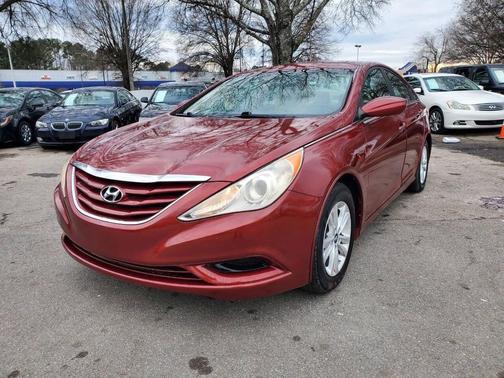 2012 Hyundai SONATA GLS