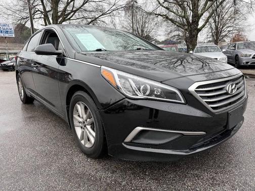 2016 Hyundai SONATA SE