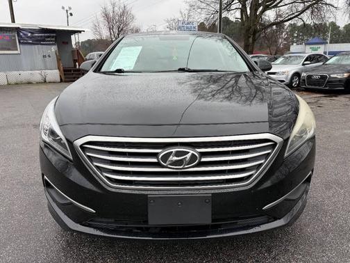 2016 Hyundai SONATA SE