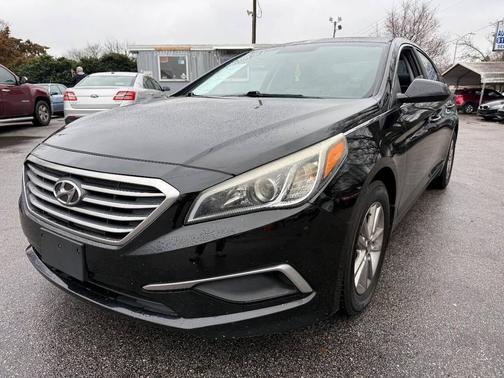 2016 Hyundai SONATA SE