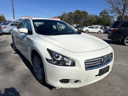 2014 Nissan Maxima S