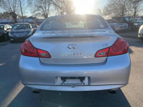 2011 INFINITI G25 Journey