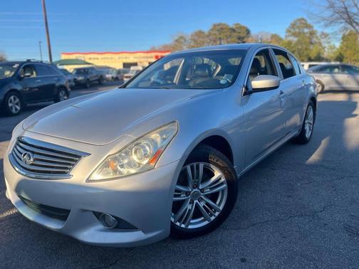 2011 INFINITI G25 Journey