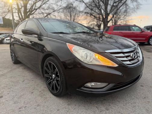 2011 Hyundai SONATA SE