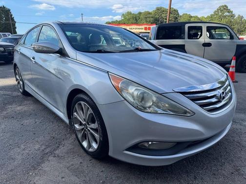 Radiant Silver Metallic 2014 Hyundai SONATA SE 2.0T