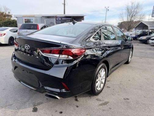 2019 Hyundai SONATA SE