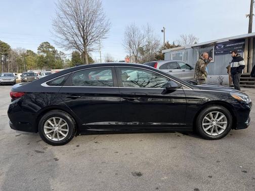 2019 Hyundai SONATA SE