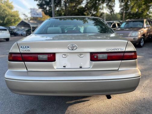 1998 Toyota Camry LE