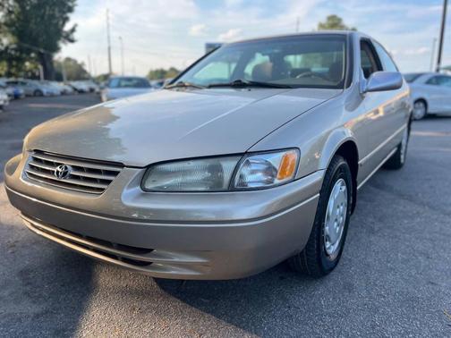 1998 Toyota Camry LE
