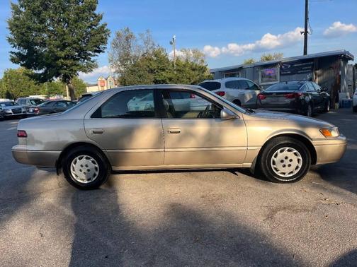 1998 Toyota Camry LE