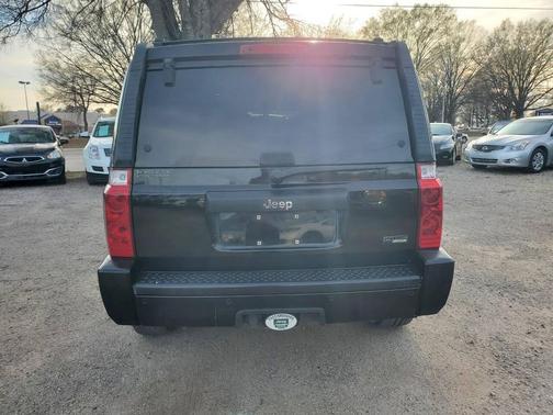 Black Clearcoat 2007 Jeep Commander Sport