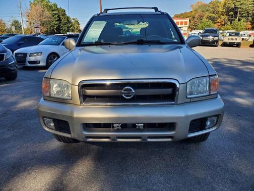 2003 Nissan Pathfinder LE