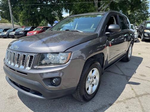 Granite Crystal Metallic Clearcoat 2016 Jeep Compass Sport