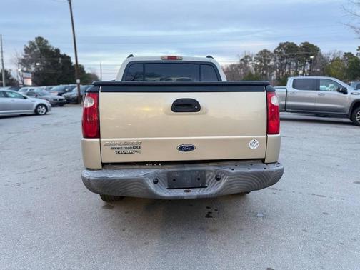 2005 Ford Explorer Sport Trac XLS