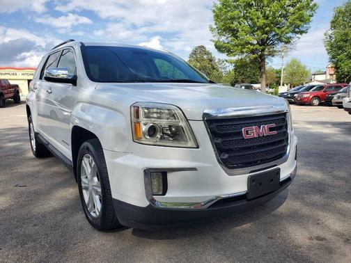 White 2016 GMC Terrain SLE-2