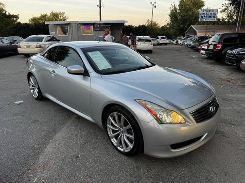 2010 INFINITI G37 Base