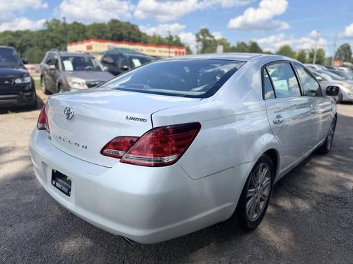 Blizzard Pearl 2005 Toyota Avalon Limited