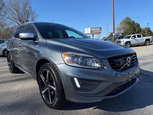 2016 Volvo XC60 T6 Drive-E R-Design Platinum