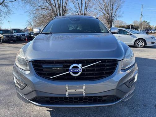 2016 Volvo XC60 T6 Drive-E R-Design Platinum