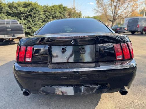 2004 Ford Mustang GT