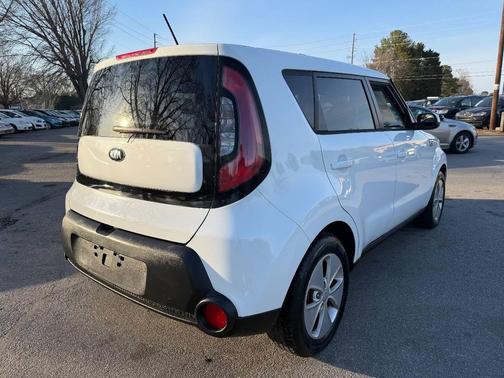 2015 Kia Soul Base