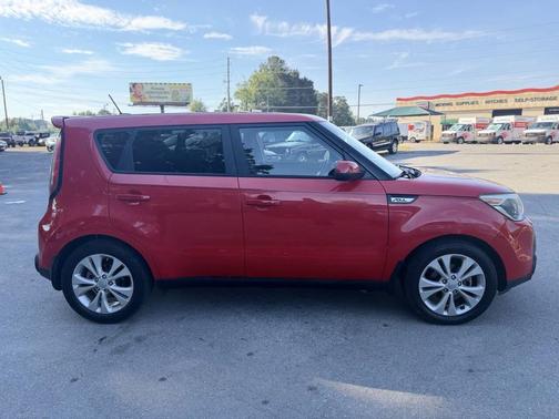 Inferno Red 2015 Kia Soul +