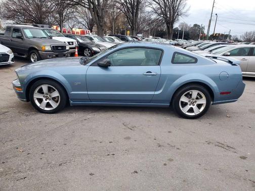 2006 Ford Mustang GT Premium